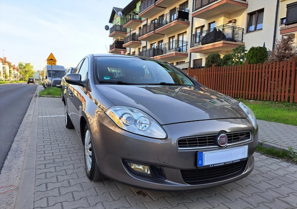 Fiat Bravo cena 15999 przebieg: 147000, rok produkcji 2009 z Szczecin małe 781